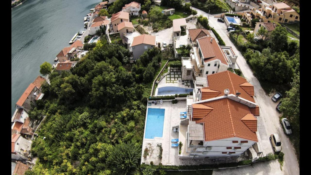 Muo Apartments โกตอร์ ภายนอก รูปภาพ