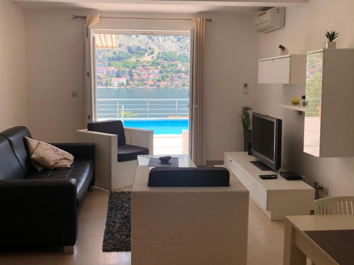 Muo Apartments โกตอร์ ภายนอก รูปภาพ